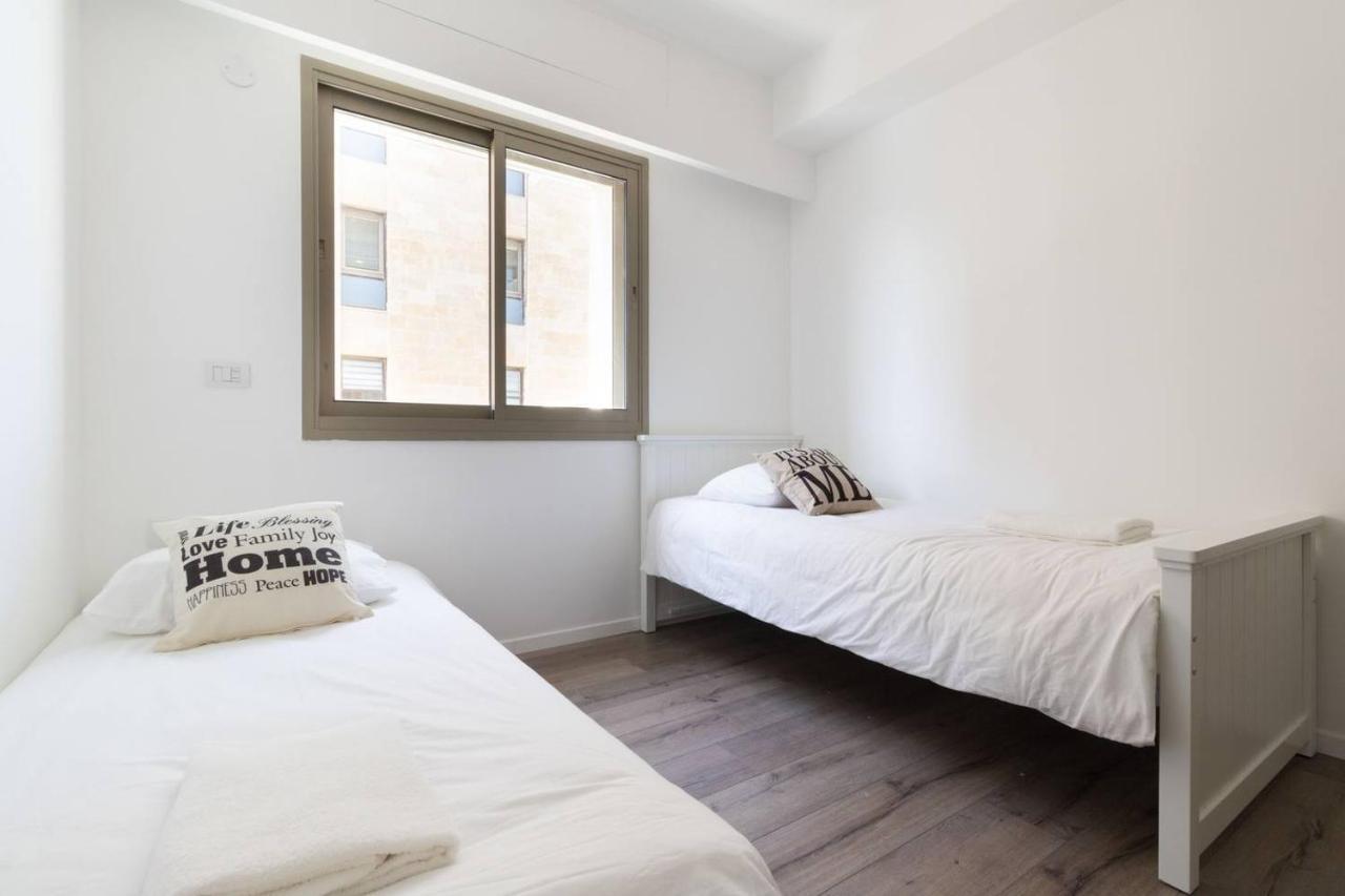 Stylish 2Br/Parking, View Over The Temple Mount Yerusalem Bagian luar foto